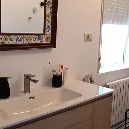 Casa Da Mestra De Areas